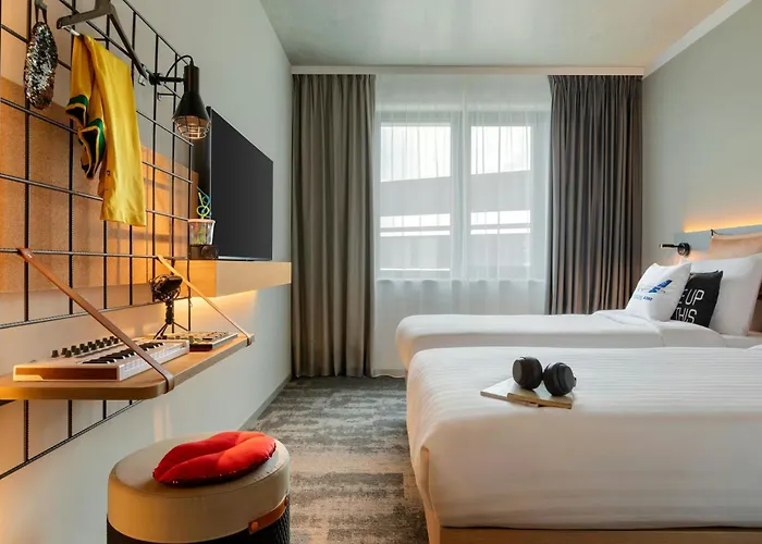 Moxy - Finkenwerder Hamburg