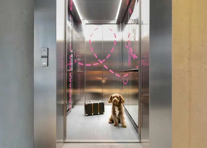 Moxy - Finkenwerder 4* Hamburg