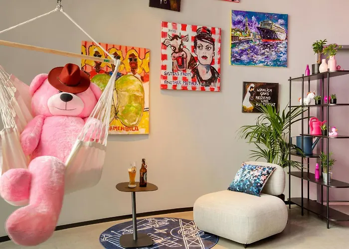 Moxy - Finkenwerder Hotel Hamburg