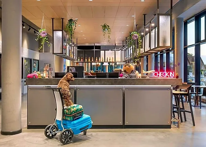 Moxy - Finkenwerder Hotel Hamburg