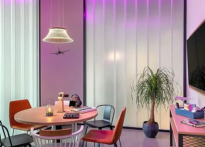 Moxy - Finkenwerder Hotel 4*