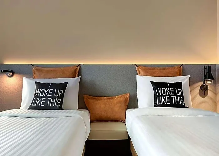 Hotel Moxy - Finkenwerder 4*